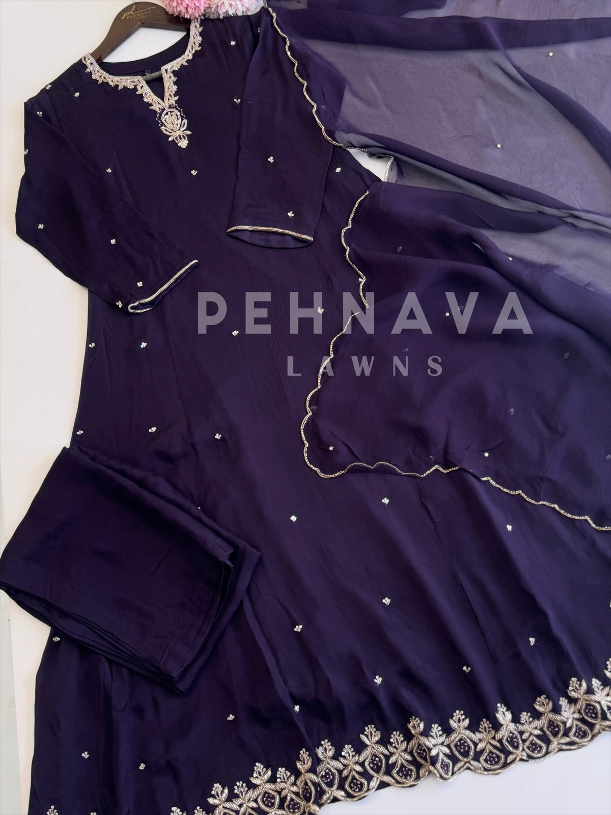 Chinon Premium Suit Set