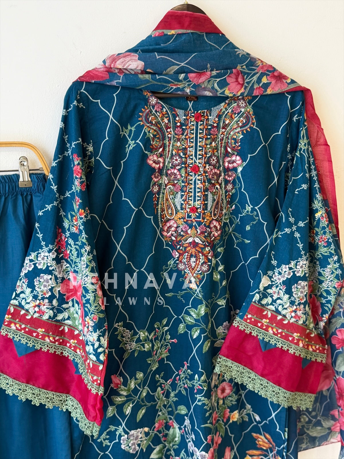 Embroidered Casual Ready To Wear Suit 006