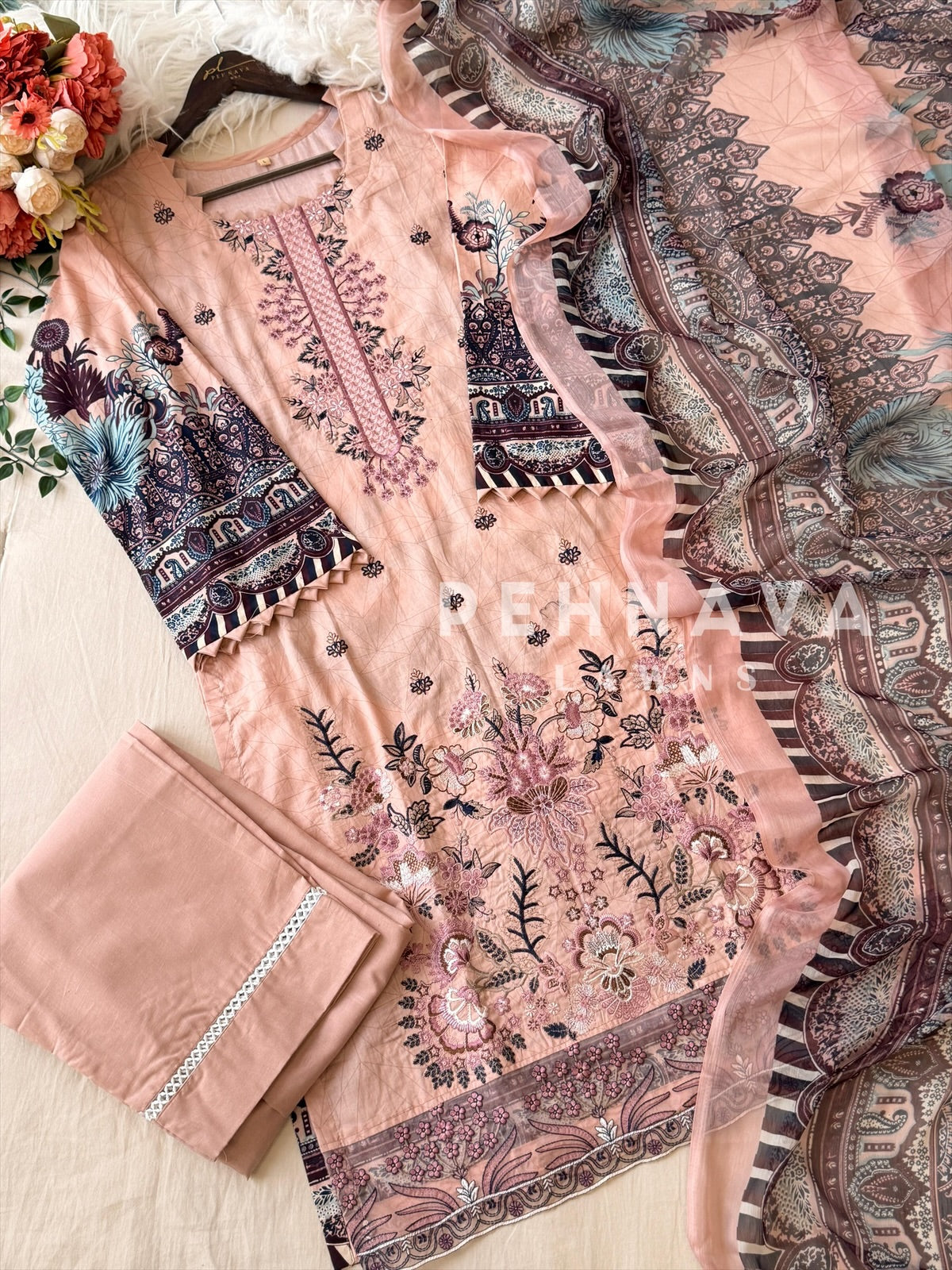 Signature Embroidered Lawn Unstitched Suit-3356