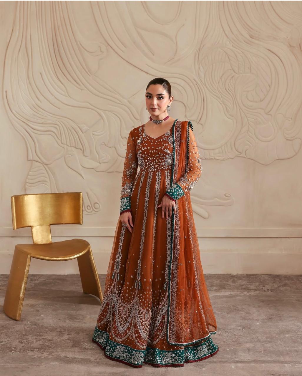 VANYA Classic Luxury Suit