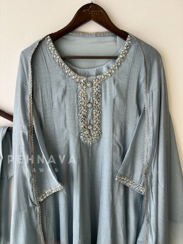 Signature Neck Detail Suit-3696 - Pehnava Lawns