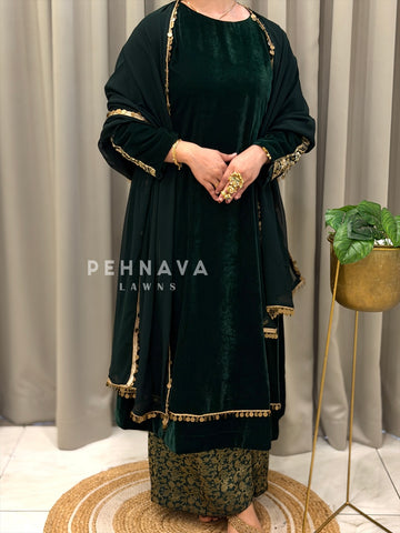 Velvet Handworked suit H 407