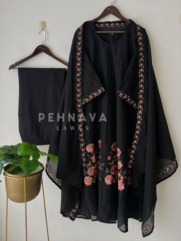 Floral Embroidered Panel Cut Suit-3478 - Pehnava Lawns