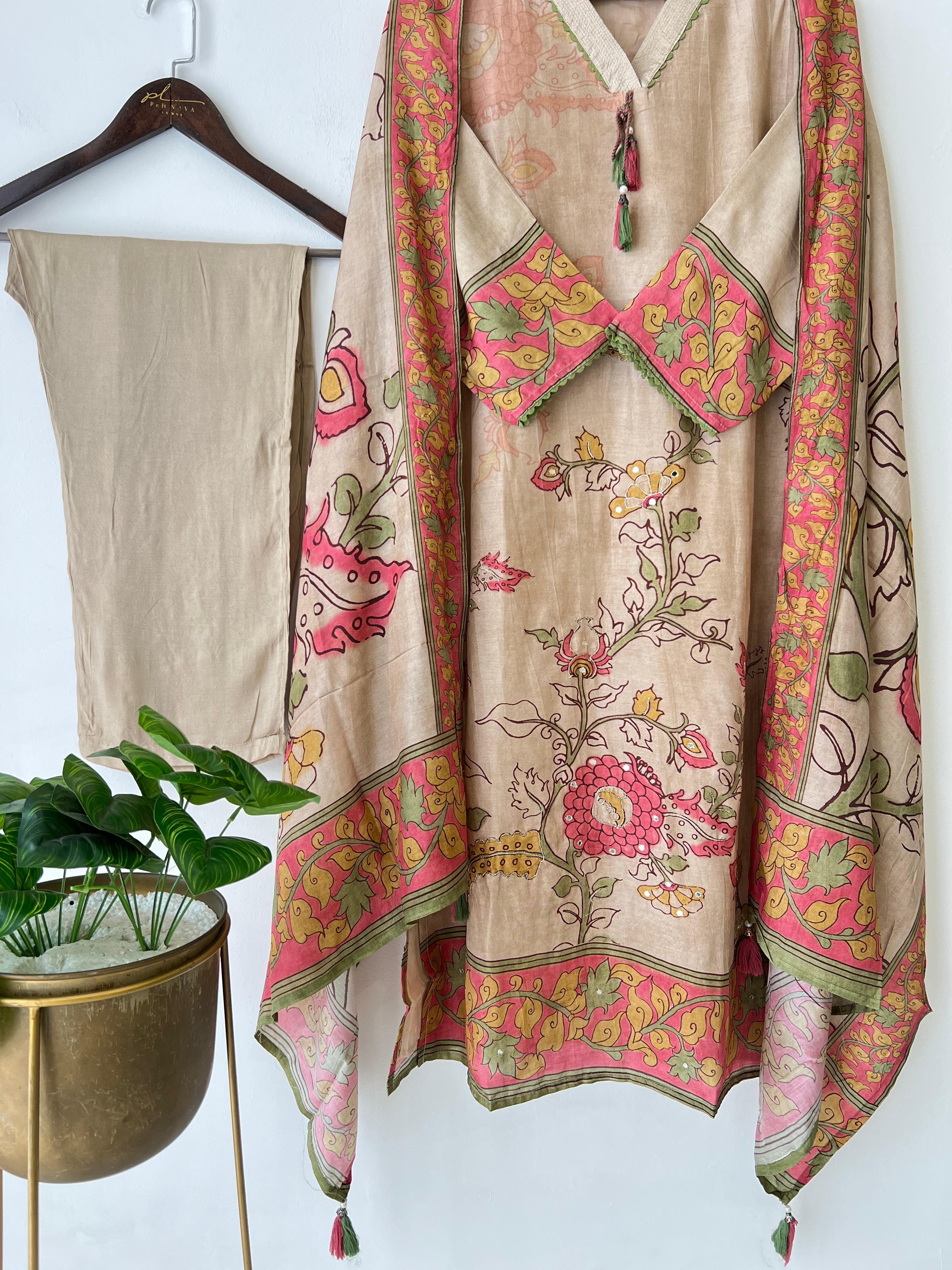 Pure Muslin Digital printed Suit with handwork detailingss