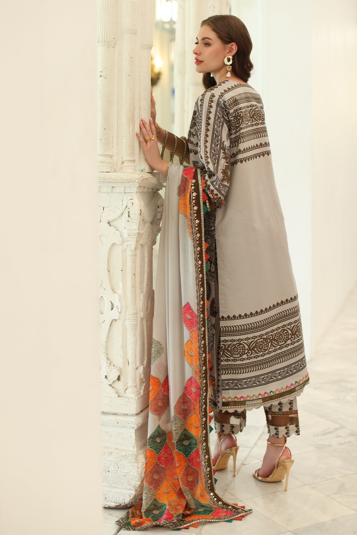3-PC UNSTITCHED EMBROIDERED LAWN COLLECTION AN5-08