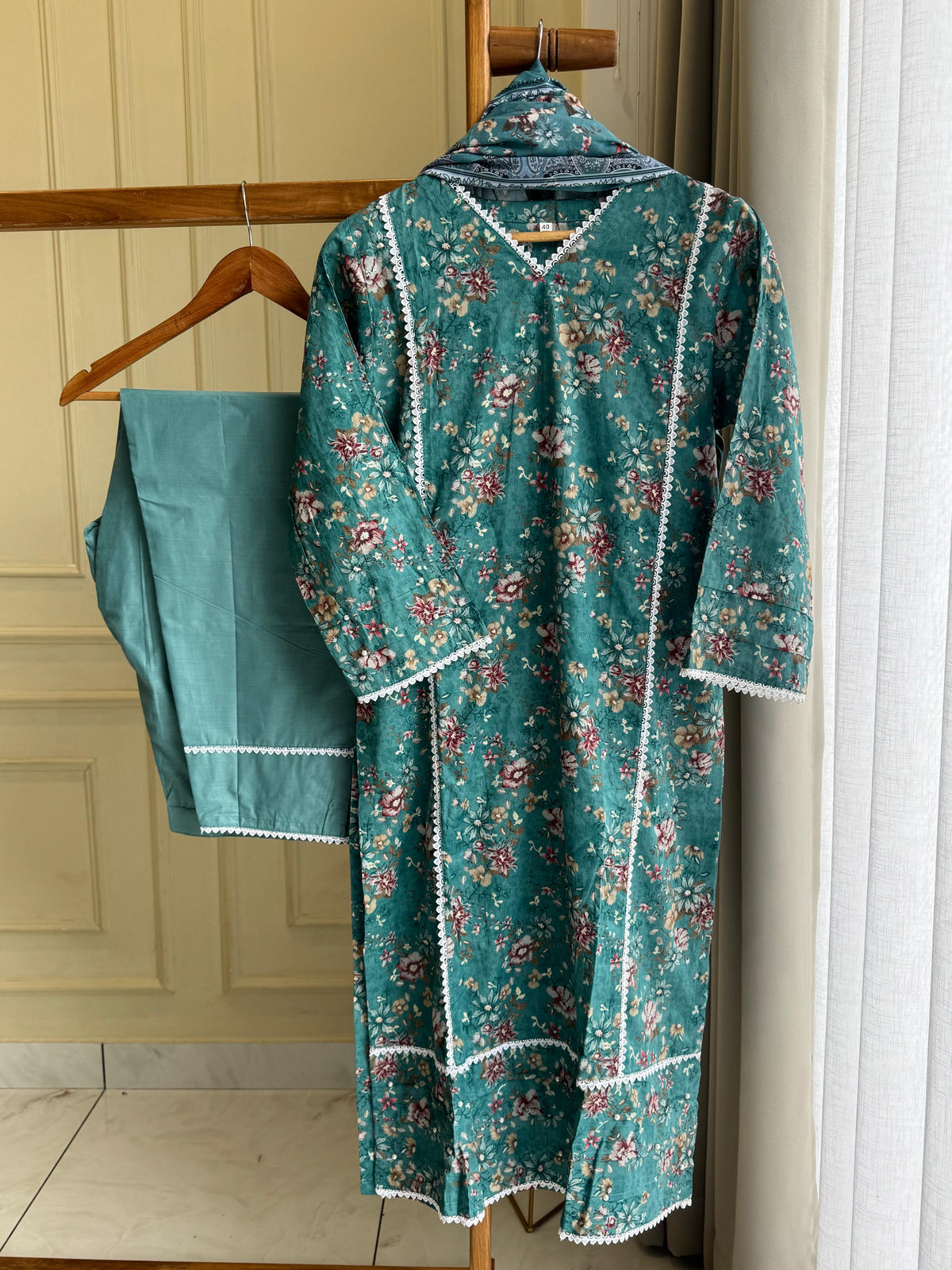 Cotton Printed Casual Suit Ft. Cotton Dupatta-3