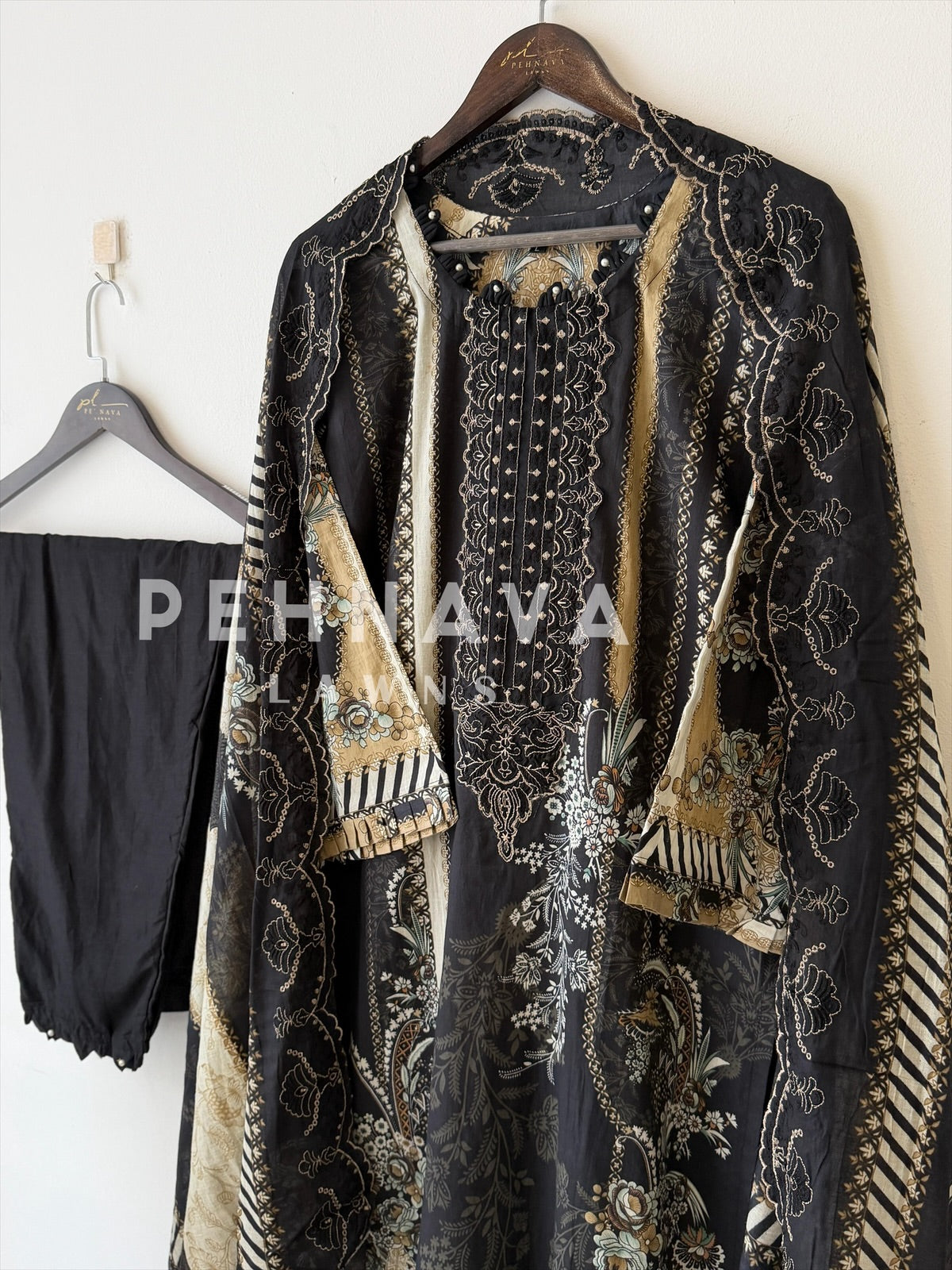 Signature stitched Suit-407 Black