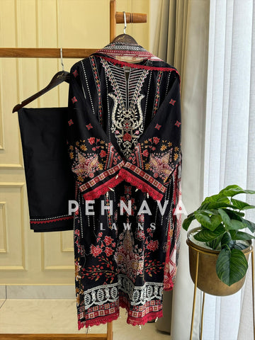 Classic Pakistani Lawn Suit