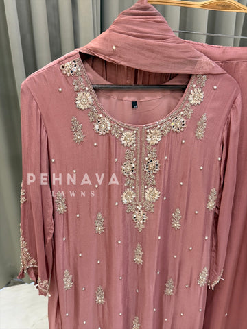 Premium Handworked Chinnon Ensemble-8985