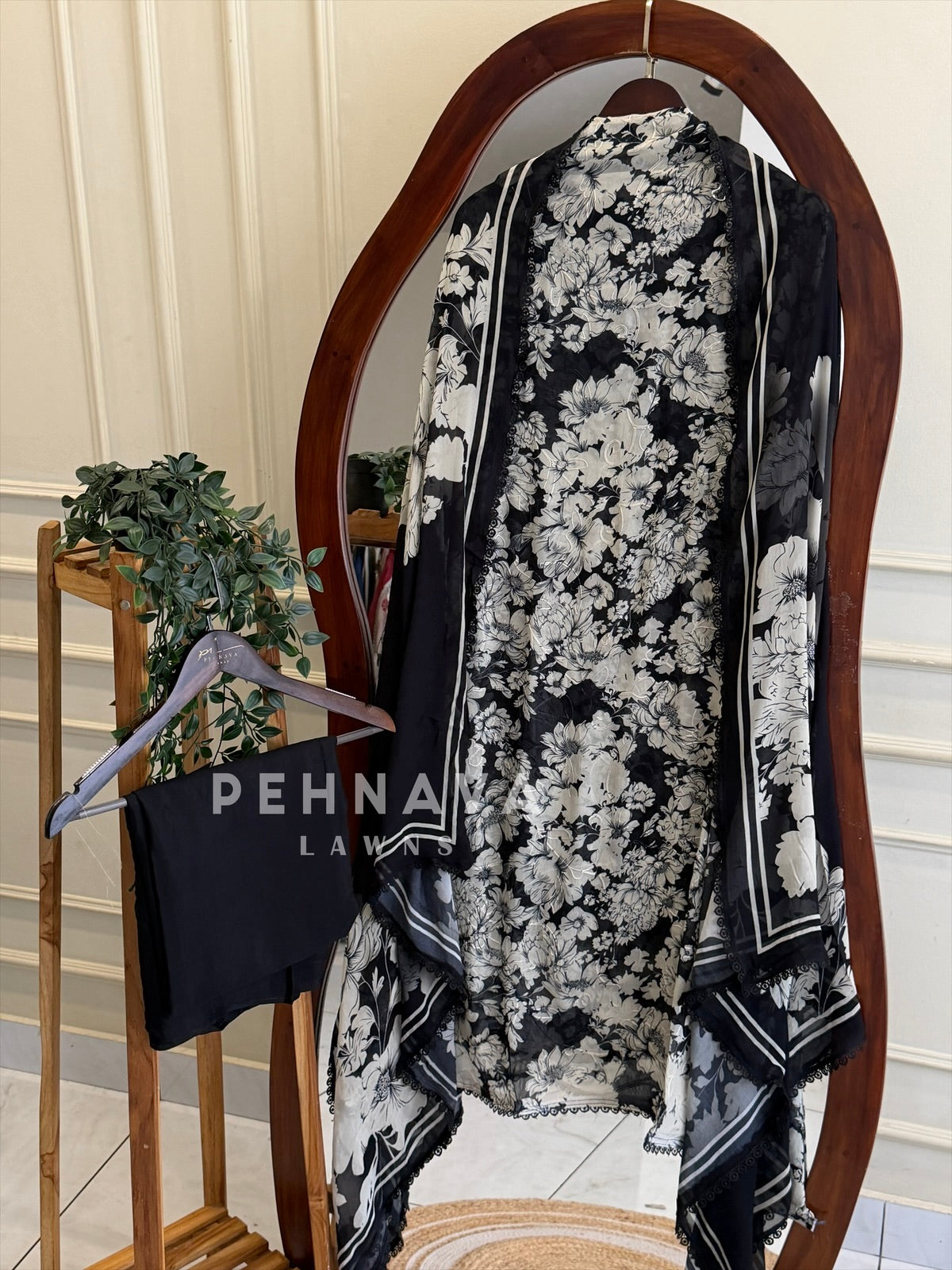 Floral Embroidered Unstitched Suit 4509