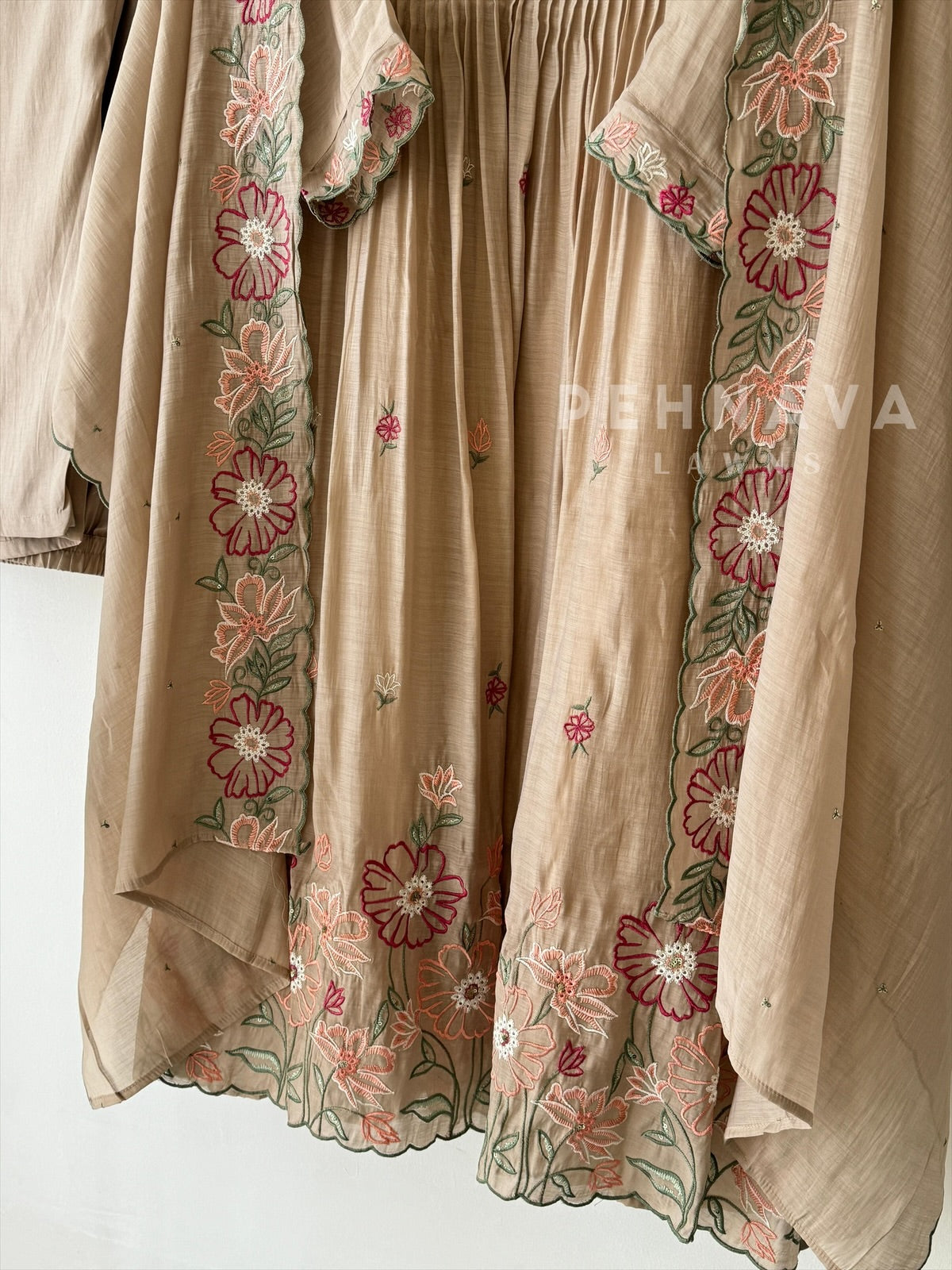 Rich Embroidered Pleated Suit-No.3