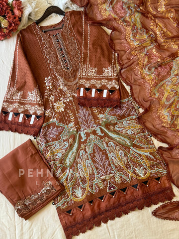 Signature Embroidered Lawn Suit