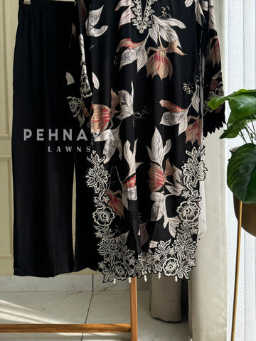 Floral Embroidery Kurtha set - Pehnava Lawns