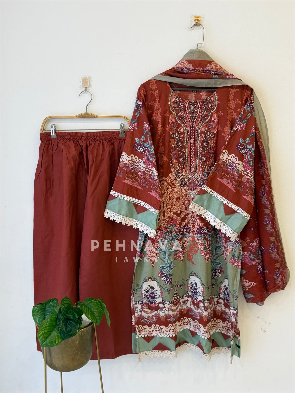 Embroidered Casual Ready To Wear Suit 007