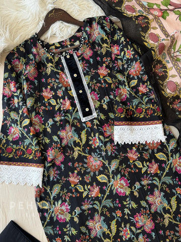 Cotton Printed Suit Set-1304 - Pehnava Lawns