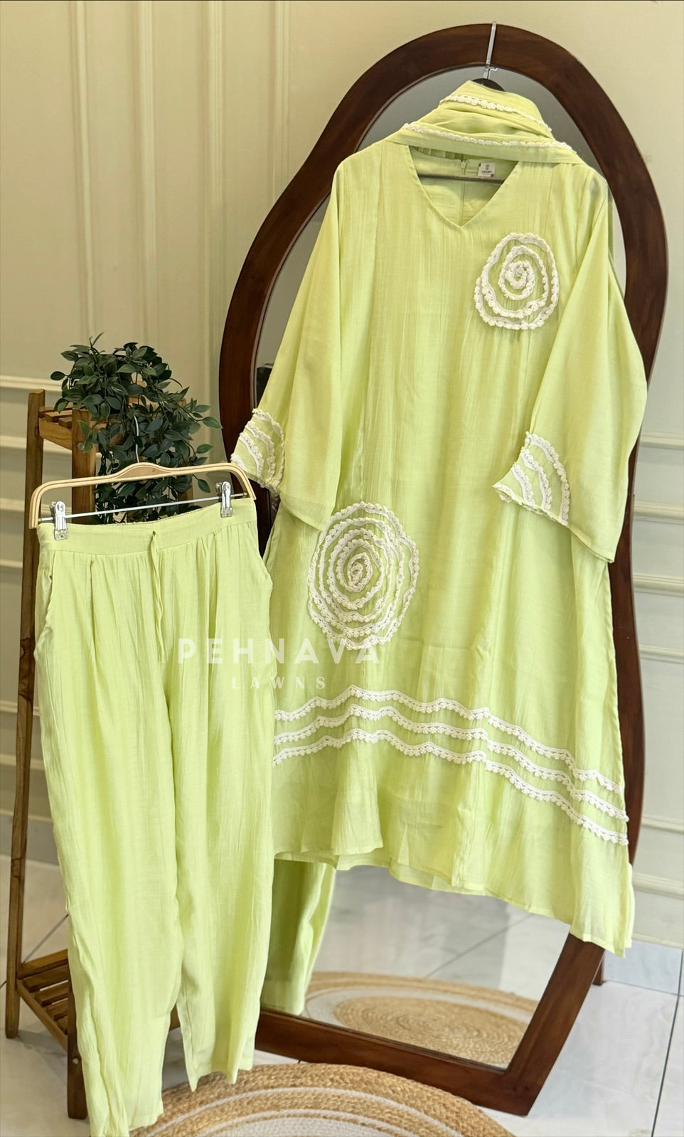 Floral Appliqué 3-Piece Set 5019