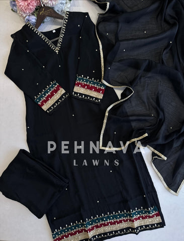 Classic Chanderi Suit - Pehnava Lawns