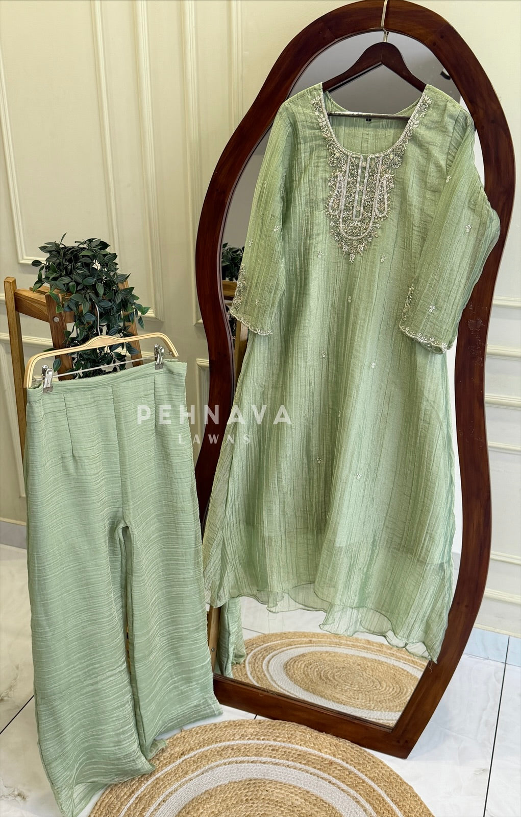 Tissue Handworked Two Piece Suit 1460