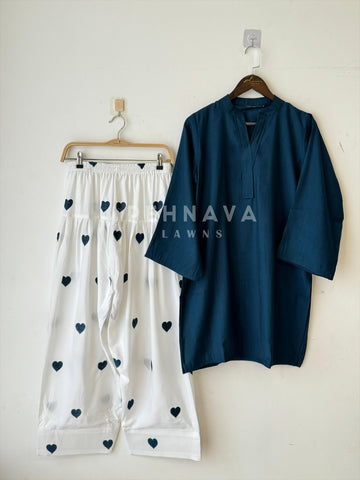 Modern Farshi Salwar Suit - Pehnava Lawns