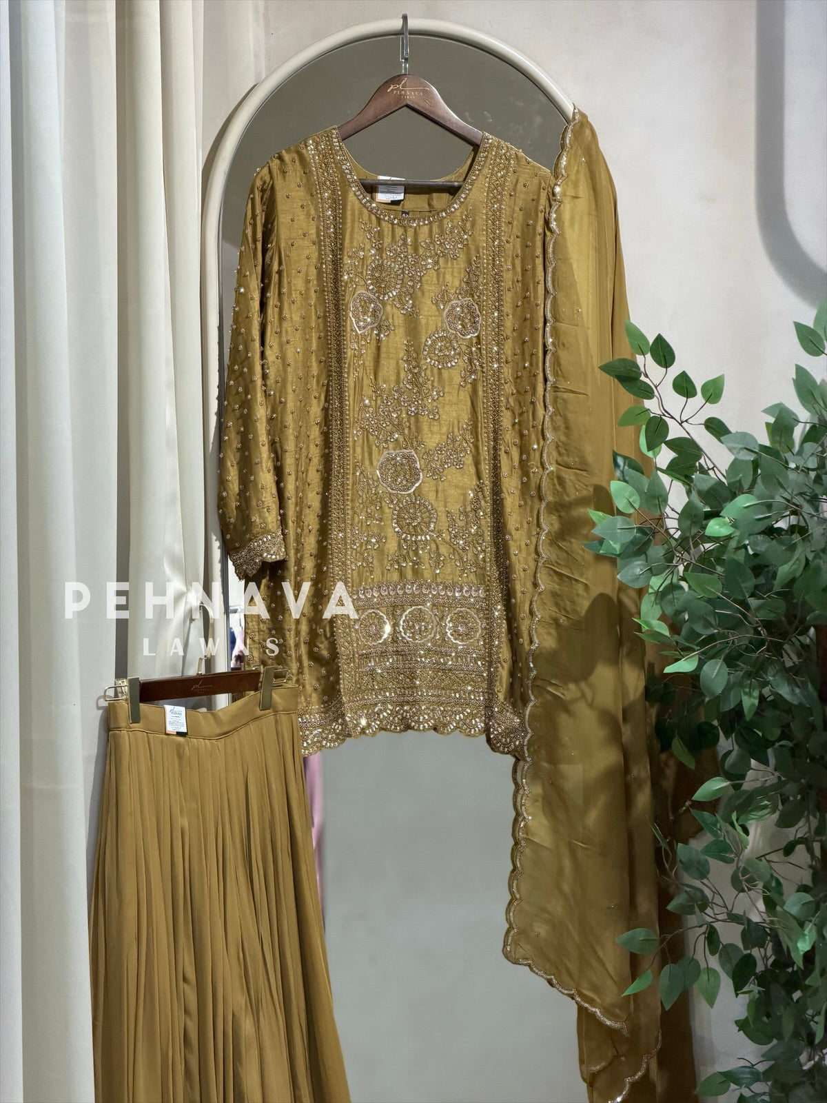 Premium Handworked Chinnon Ensemble