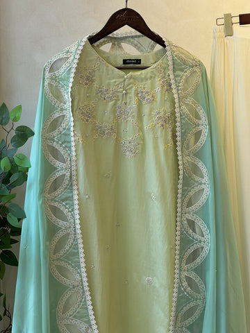 Dhanak Three piece luxurious suit DL-0335