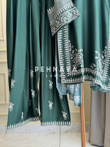 Minimal Embroidered Rayon Ethnic Set