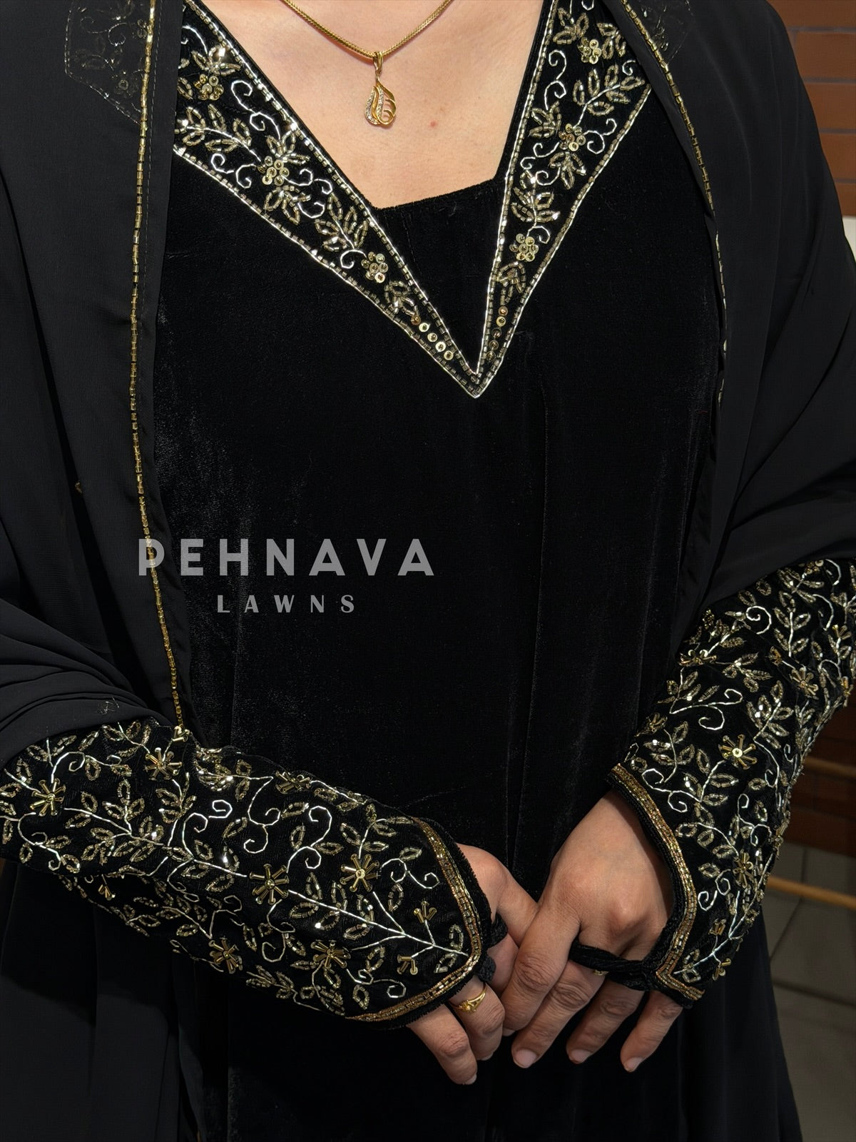Premium Velvet Handworked Ensemble H 467