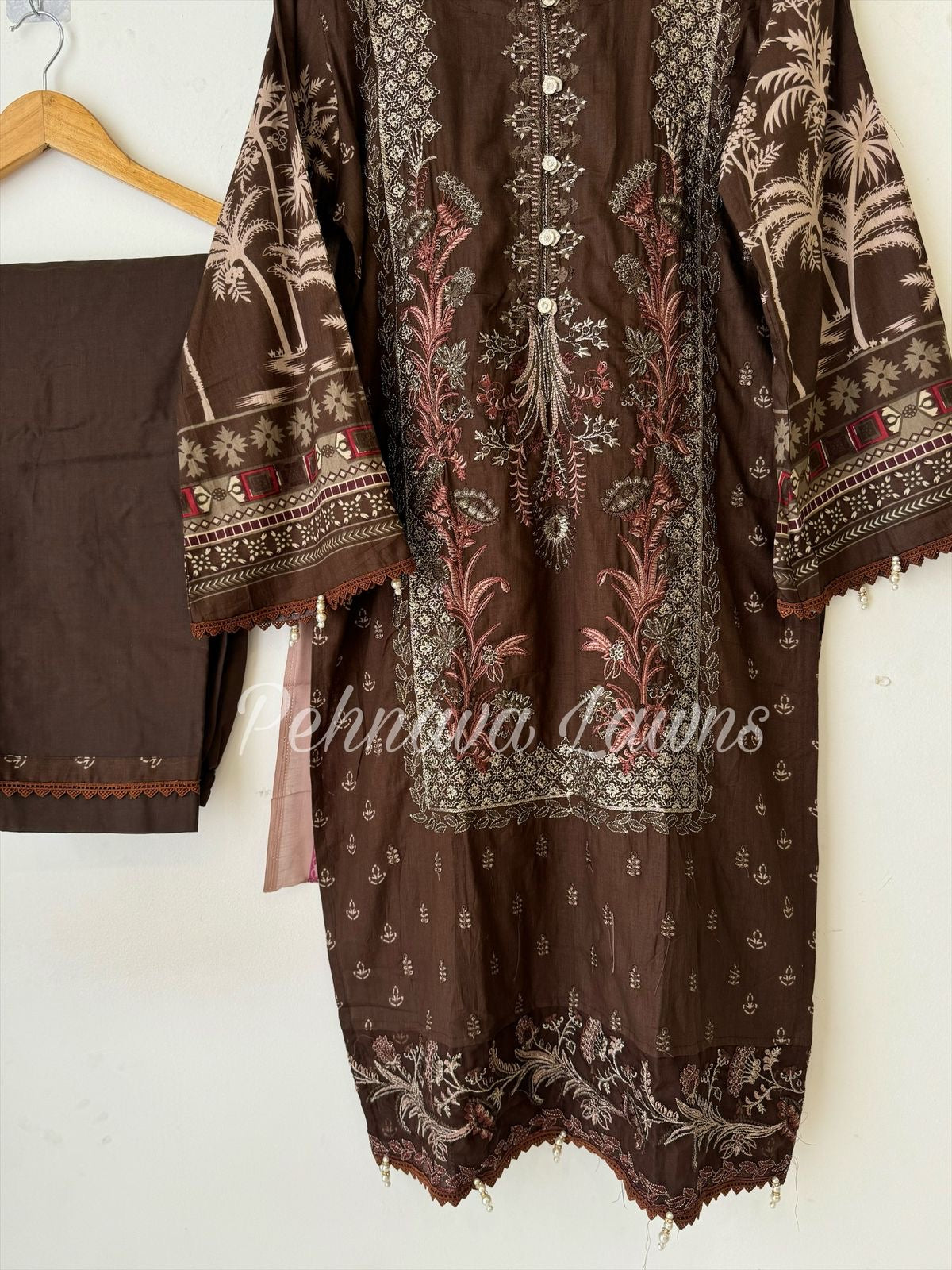 Cotton Embroidered Suit with Chiffon/Cotton Dupatta-3374