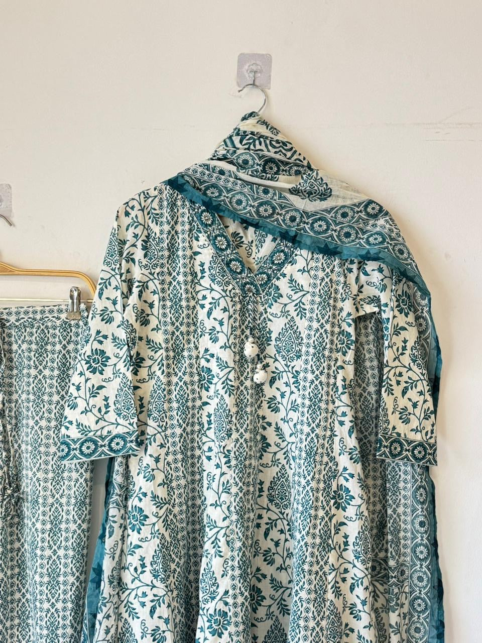 Panel cut three peice flaired suit