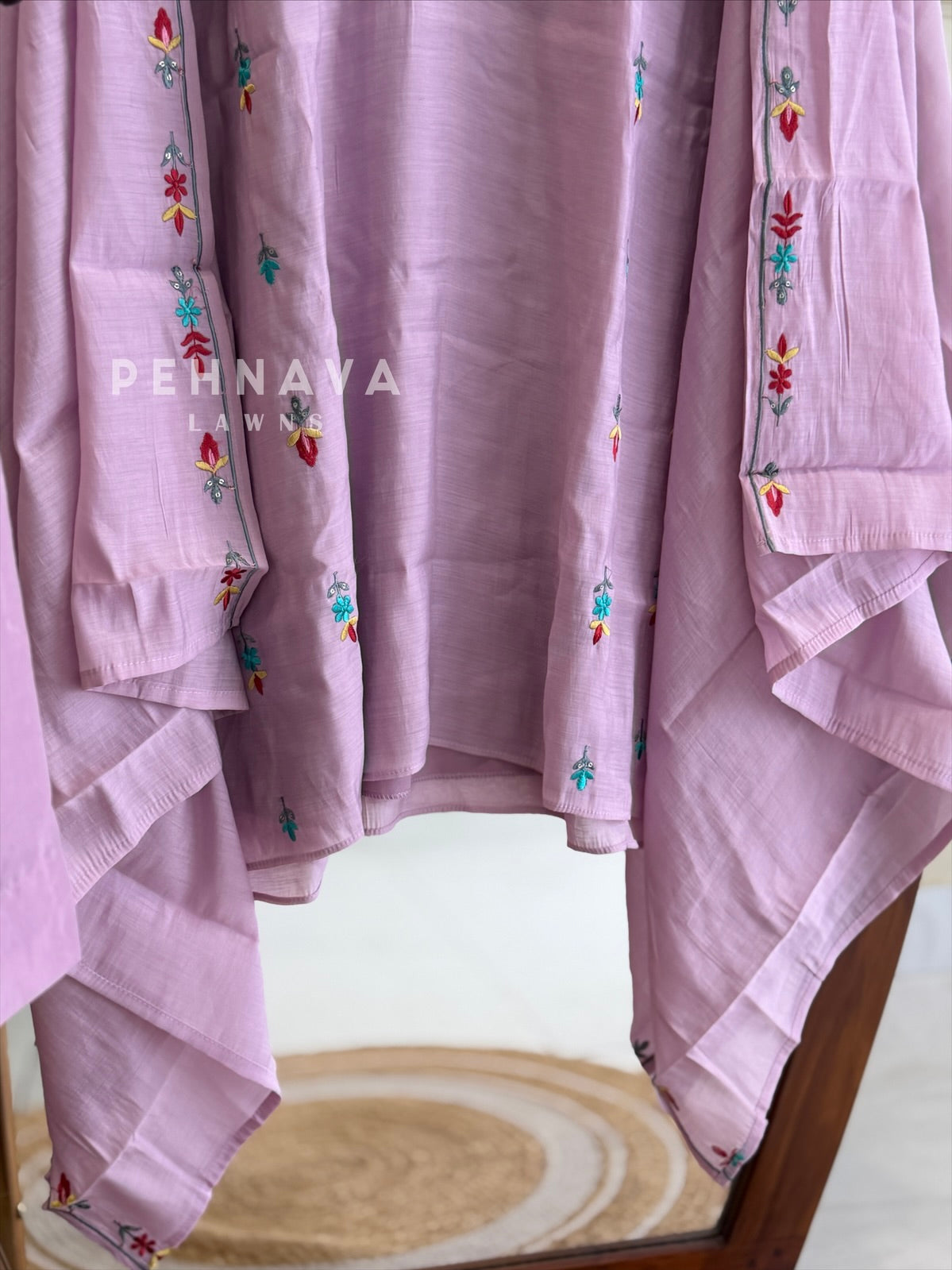 V-Neck EmbroideredSuit Set