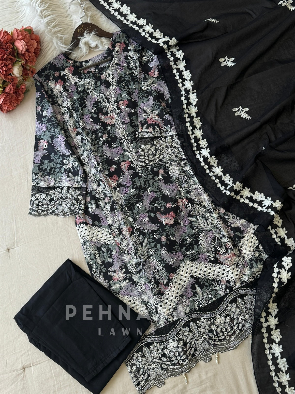 Classic Floral Embroidery Cotton Suit Set-1474