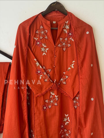 Floral Thread Cotton Suit-3295 - Pehnava Lawns