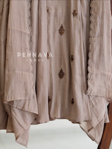 Floral Embroidered Suit Set N3009