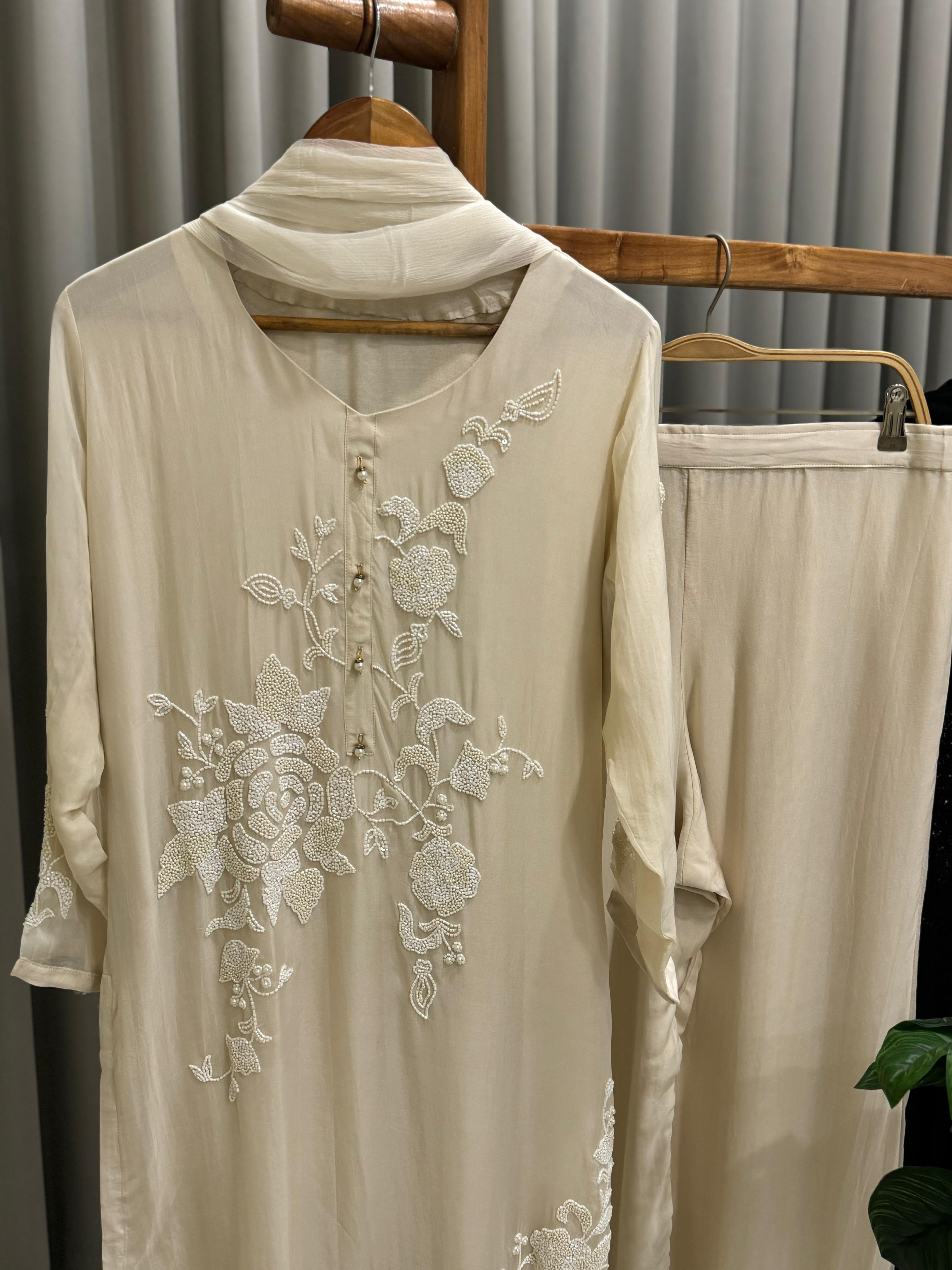 Premium Organza Pearl Handworked Salwar
