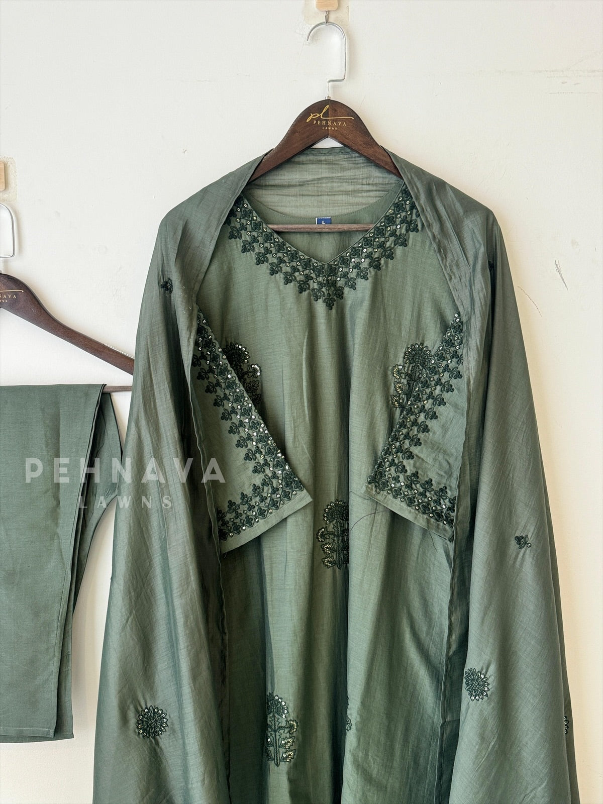 Chanderi Embroidered Suit Set 3220 - Pehnava Lawns