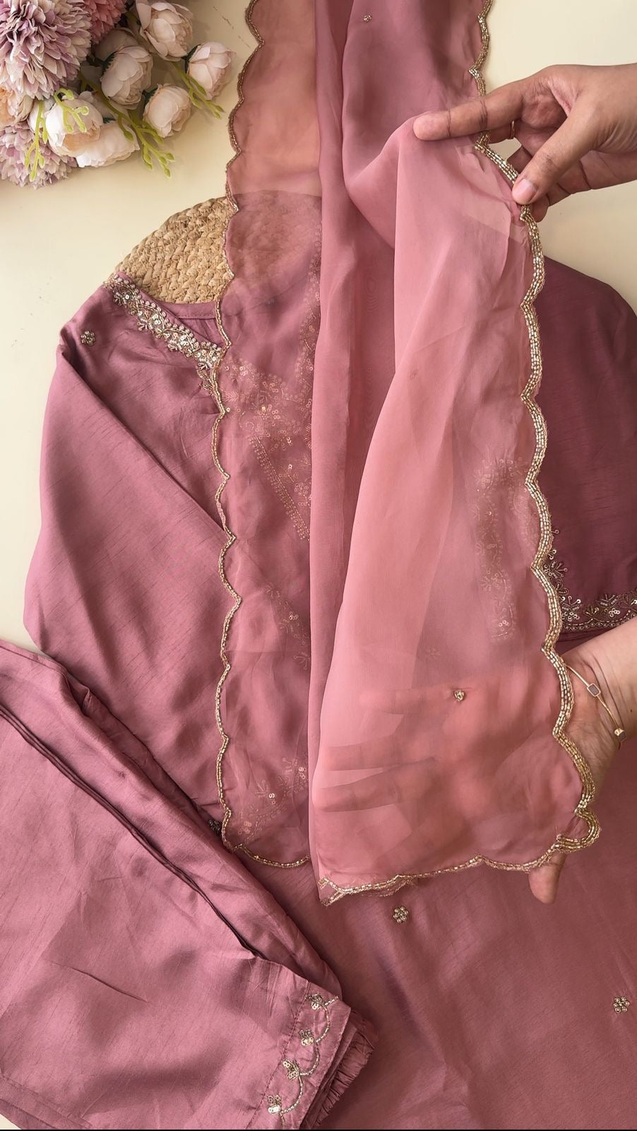 Russian silk Hand detailed suit with organza scalloped dupatta8909