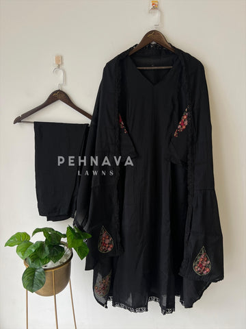 Lace Detailed Three-Piece Ensemble
