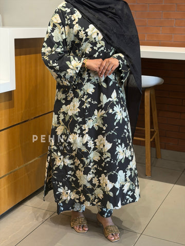 Daily Wear Cotton Printed Three Piece Set SN5144