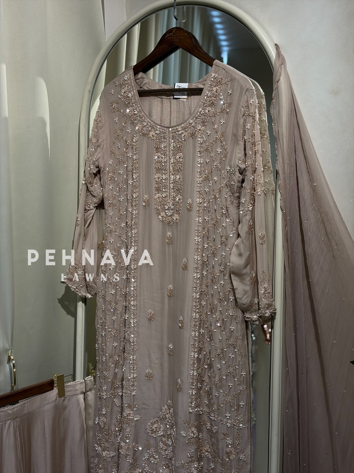 Premium  Handworked Suit-9654