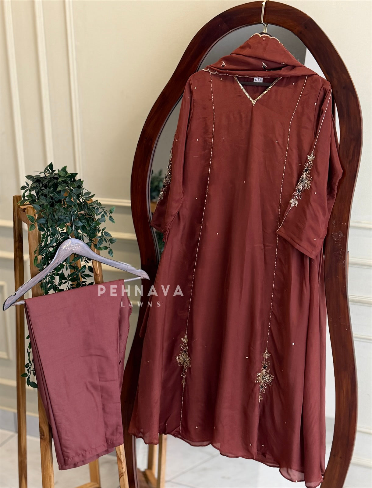 Handworked Panel Suit Set