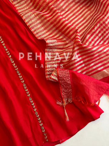 Timeless Ethnic Suit - Pehnava Lawns