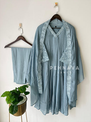 Chanderi Bell-Sleeve Embroidery Ensemble-16551