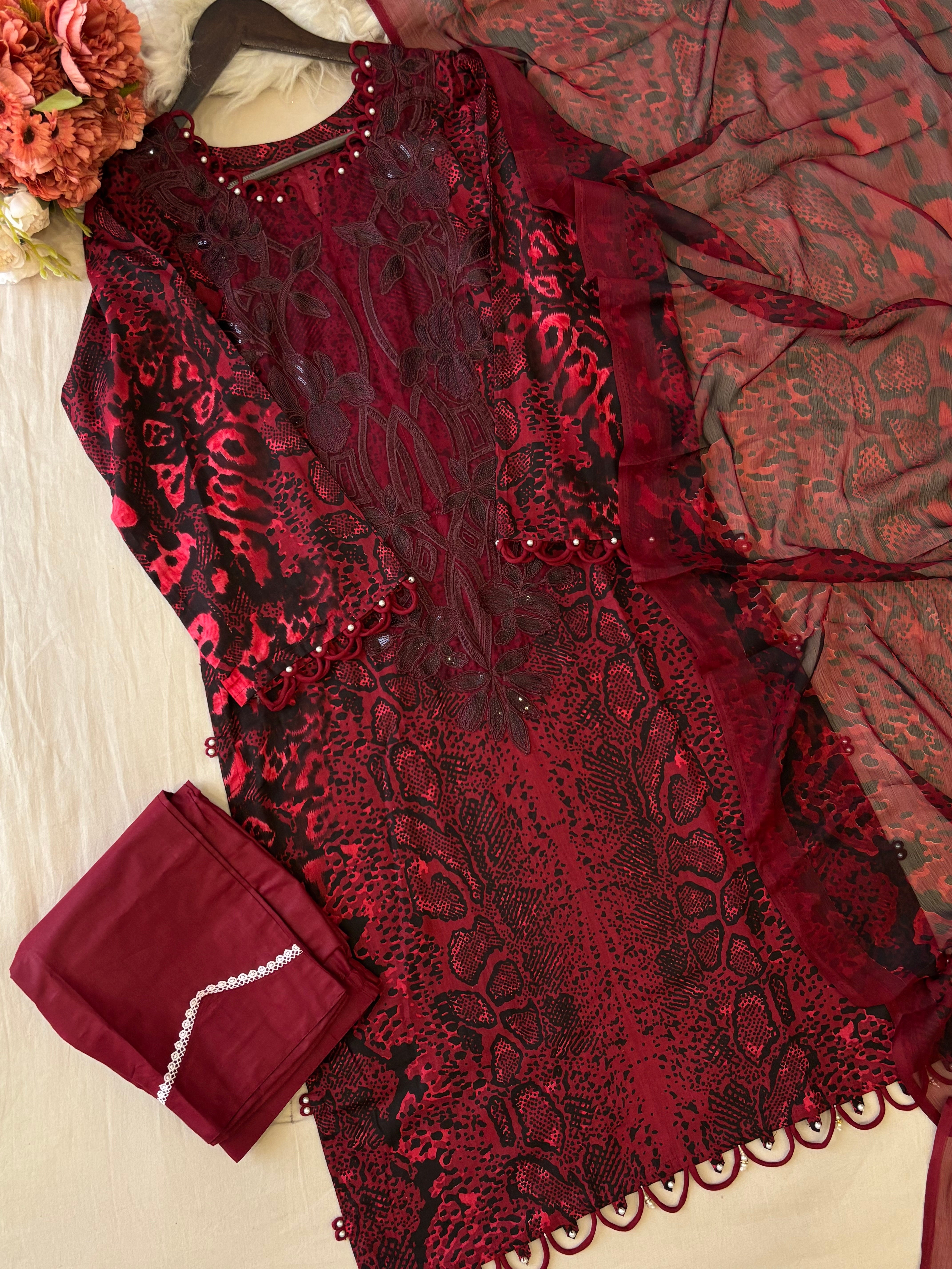 Floral Printed Ethnic Pak-Suit Ft. Chiffon/Cotton Dupatta-005