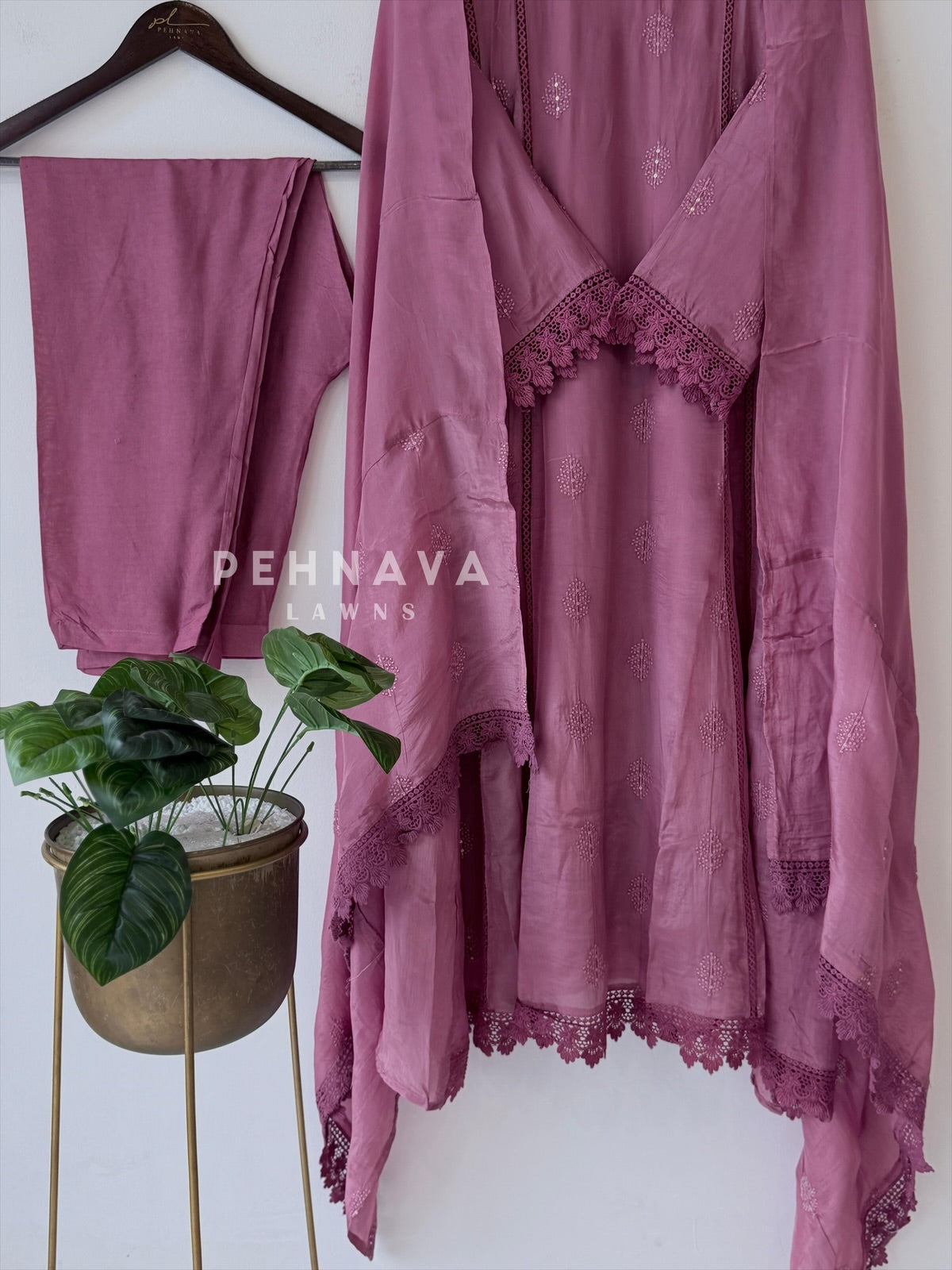 Lace Border Ensemble