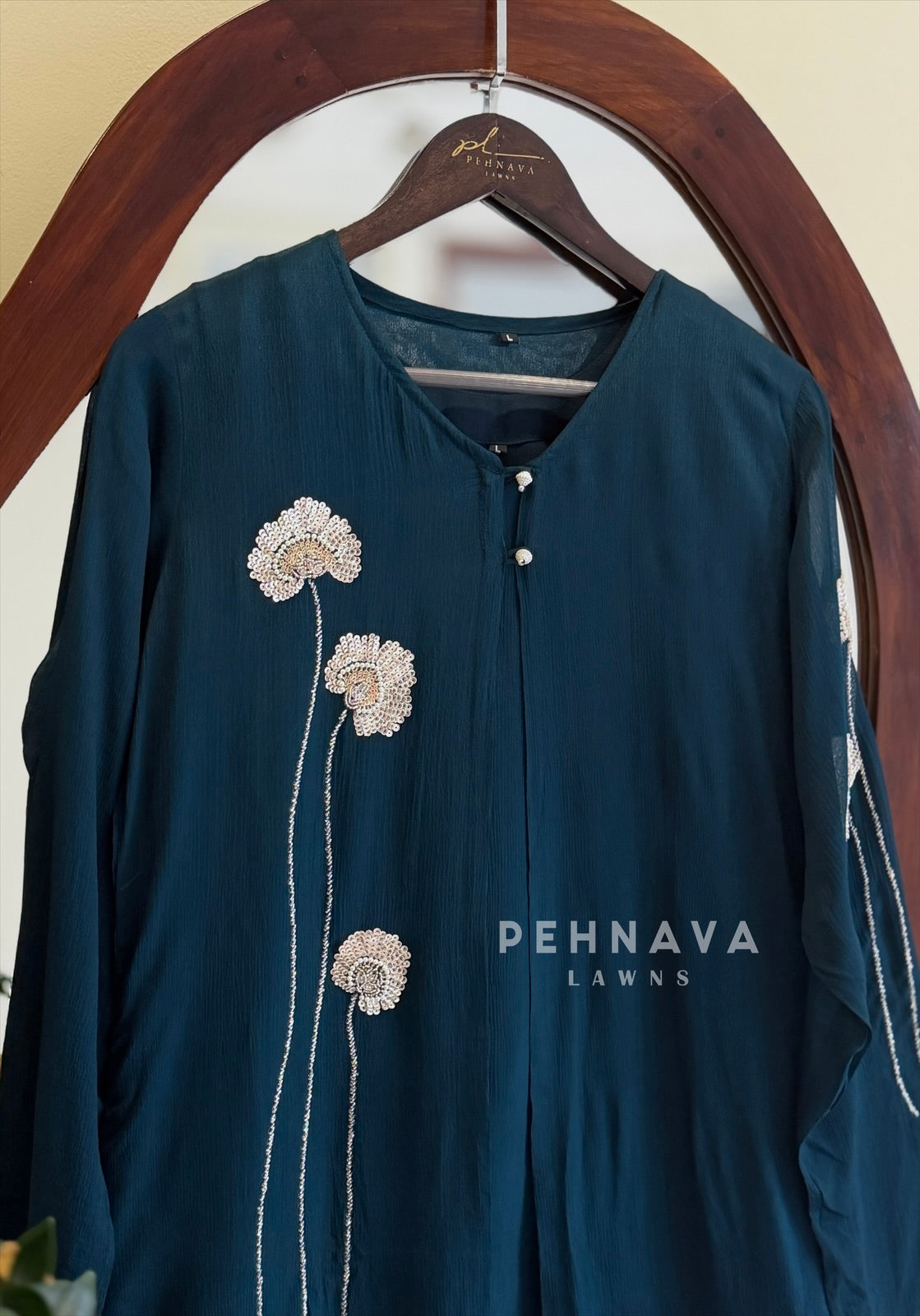 Premium Handworked Chinnon Ensemble 1464