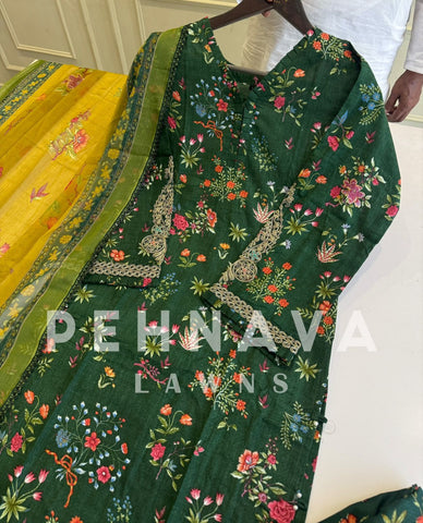 Floral Printed Ethnic Pak-Suit Ft. Chiffon/Cotton Dupatta-226