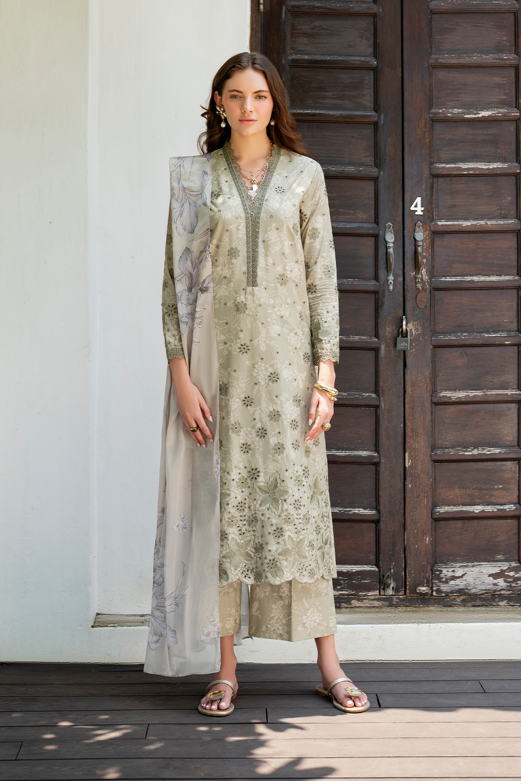 IZNIK Embroidered Printed Lawn SS-07 - Pehnava Lawns
