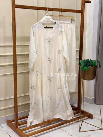 Embroidered Three Piece Suit Set 5058