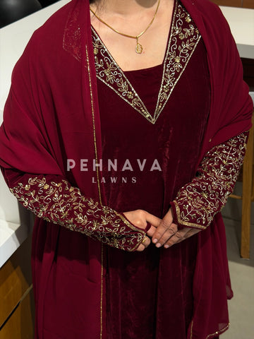 Premium Velvet Handworked Ensemble H 467