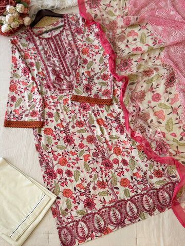 Signature Printed Lawn Unstitched Suit 1551